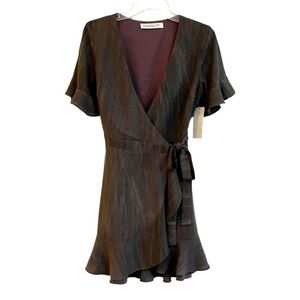FOURTEEN & 9TH, NWT, WOMENS, STYLISH, MINI, V-NECK, WRAP DRESS. SIZE S
